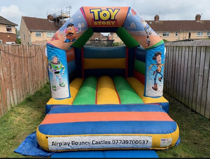 Toy Story Castle (12 ft W/15 ft D /11 ft H)